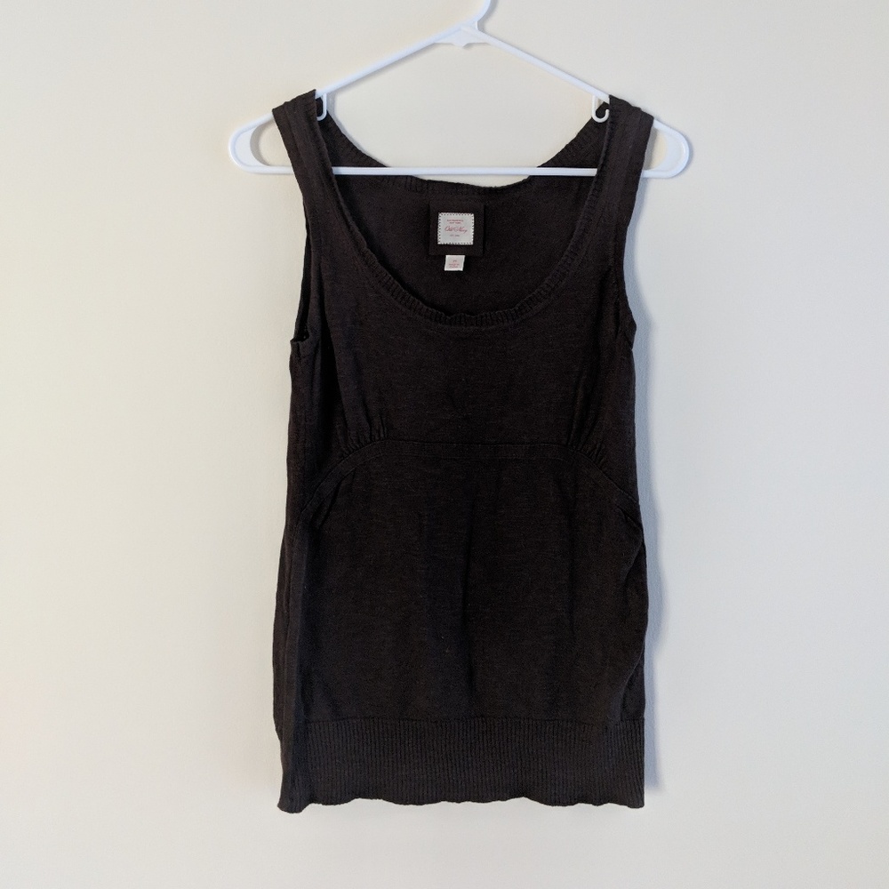 4/$20 OLD NAVY sweater shell size M